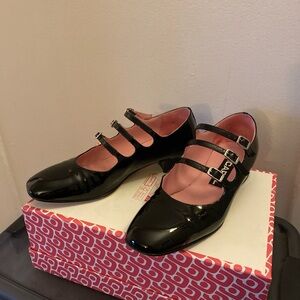 Carel Paris Ariana Mary Janes Size 37